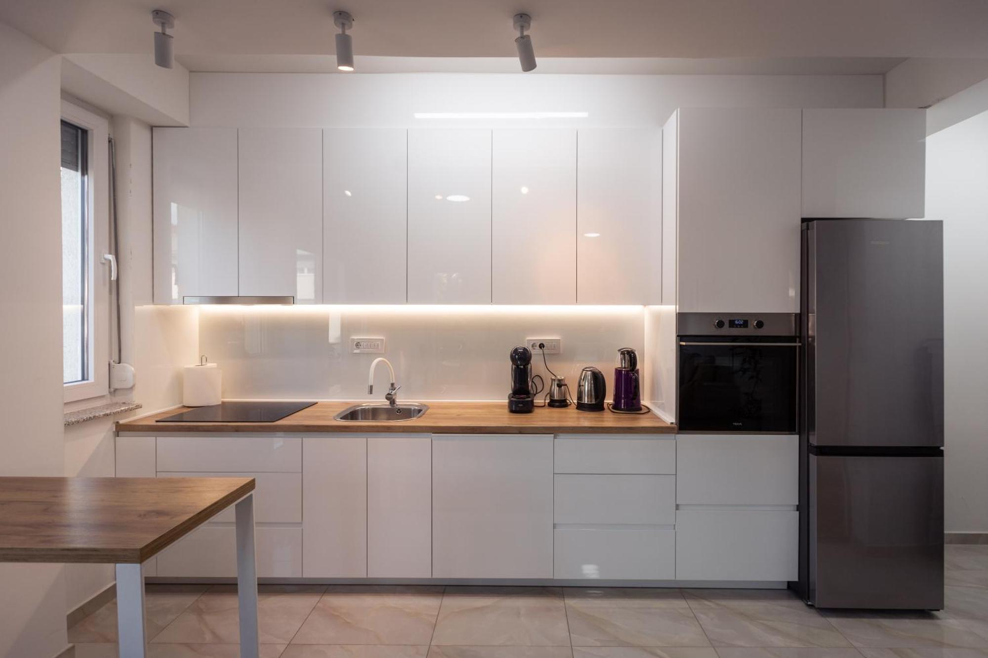 T20 Apartments Skopje Bagian luar foto