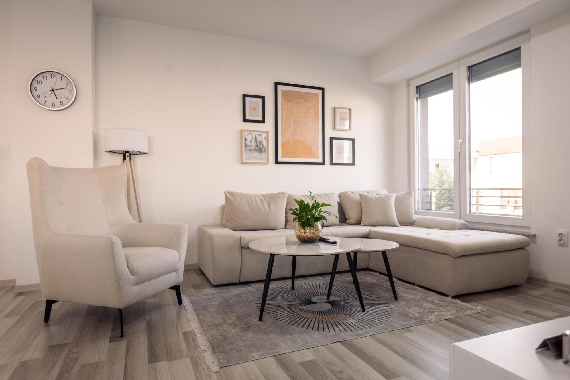 T20 Apartments Skopje Bagian luar foto