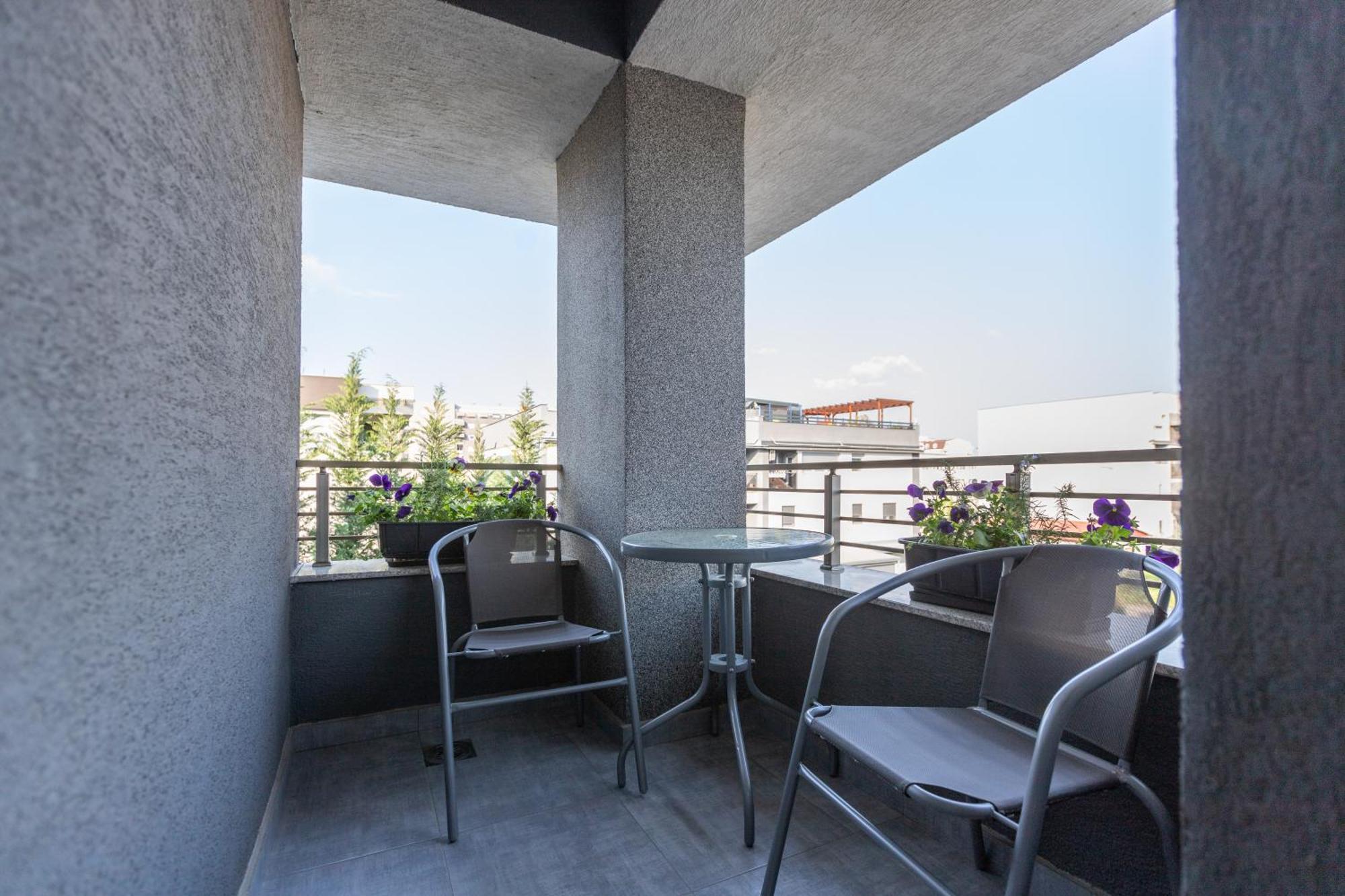 T20 Apartments Skopje Bagian luar foto