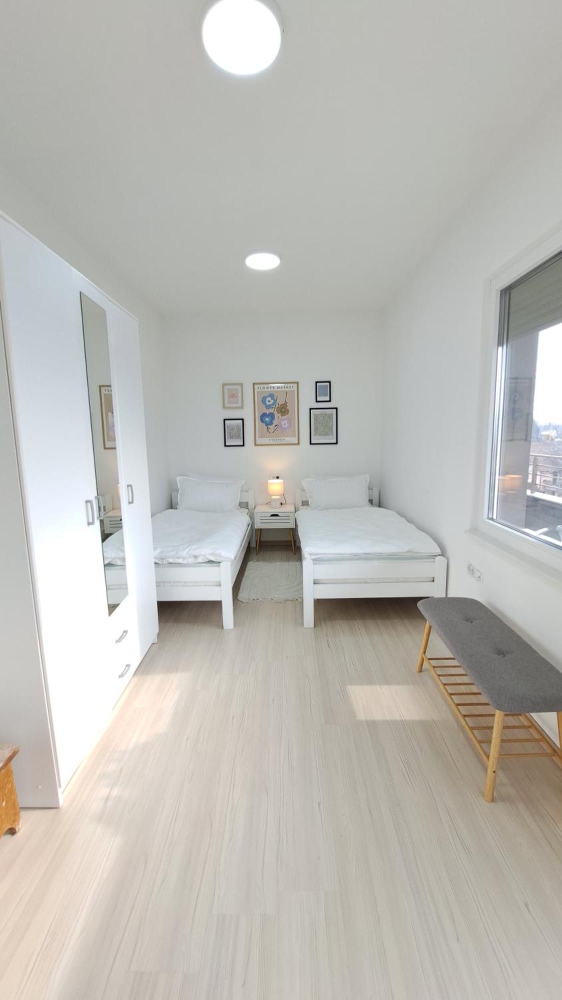 T20 Apartments Skopje Bagian luar foto